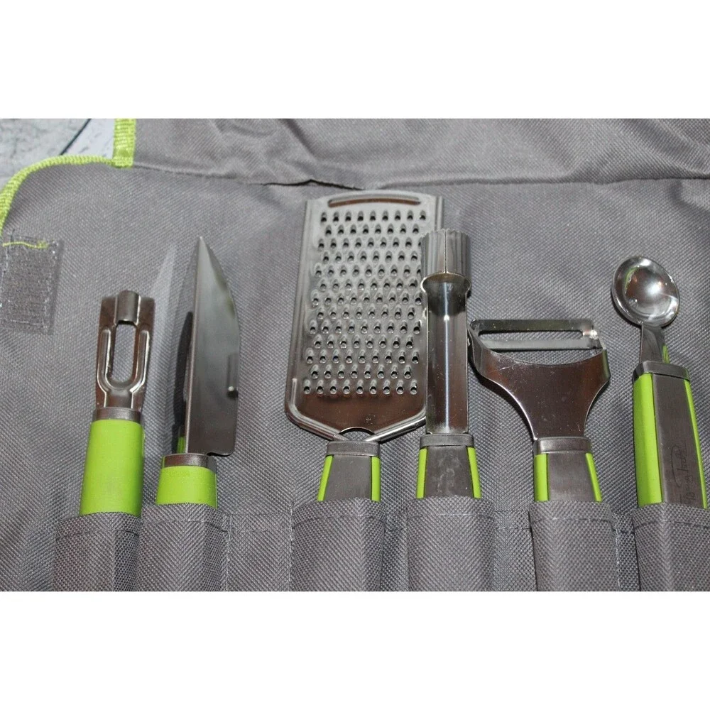 Wolfgang Puck Roll Up Carrying Case Garnish Bar Set Lots of Pieces NEW Green